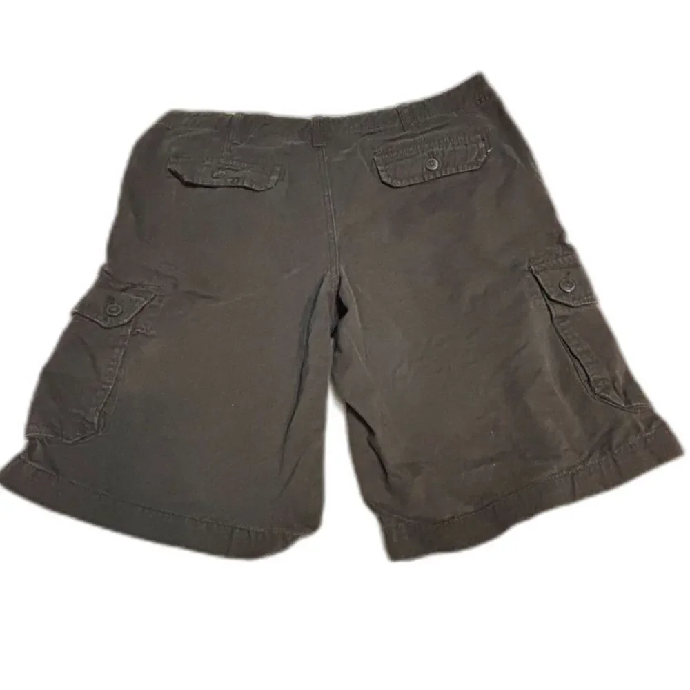 Urban Pipeline Black Cargo Shorts Men’s Size 40 Y2K Utility